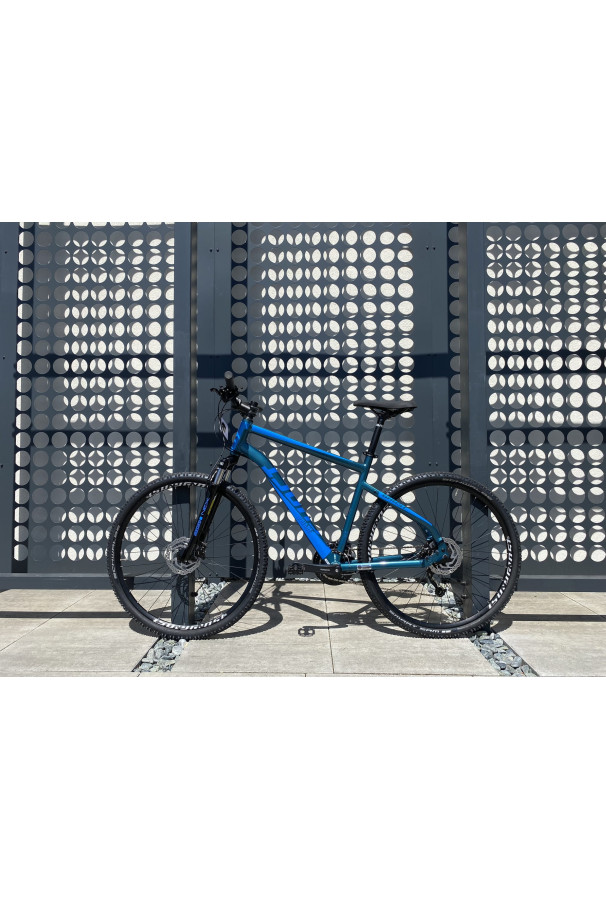 Rower Ghost Square Cross Base AL L 28"