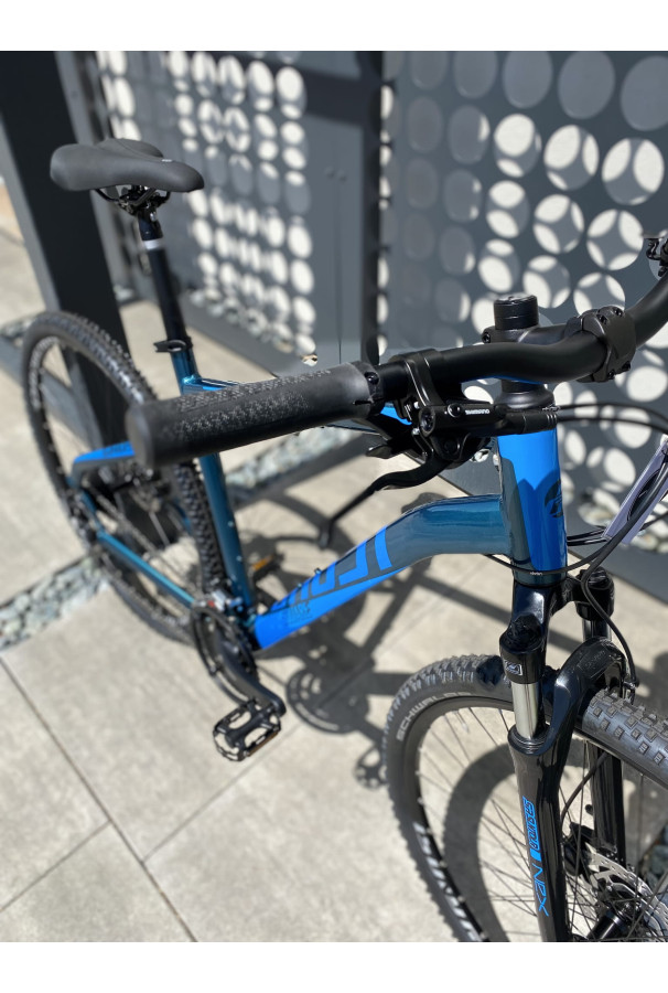 Rower Ghost Square Cross Base AL L 28"