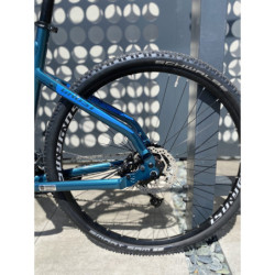 Rower Ghost Square Cross Base AL L 28"