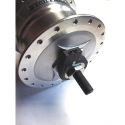 Wtyczka do dynama w piaście Sturmey Archer