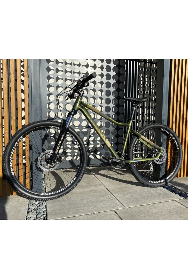 Rower Ghost Lanao Essential 27.5" M