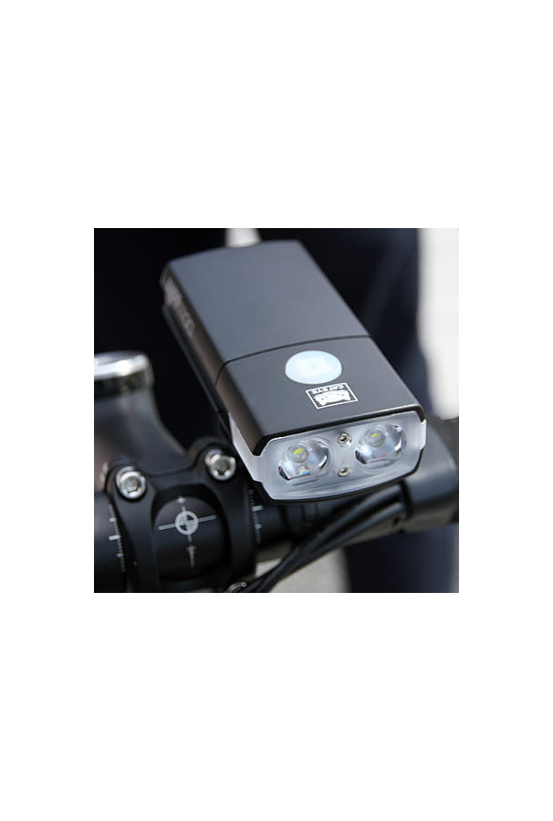 Lampa przednia CATEYE EL1100RC AMPP 1100 lm USB