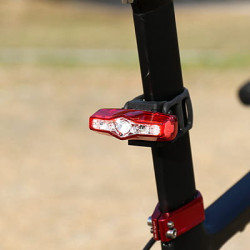 Lampa rowerowa tylna Cateye ViZ150 lm USB
