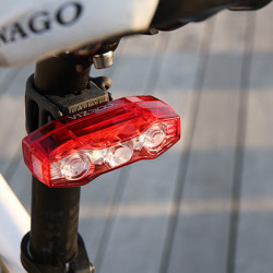 Lampa rowerowa tylna Cateye ViZ300 TL-LD810 USB