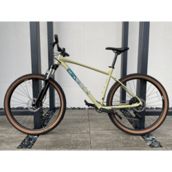 Rower MTB Marin Bobcat 4 Trail kość słoniowa 29" M