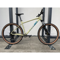 Rower MTB Marin Bobcat 4 Trail kość słoniowa 29" M