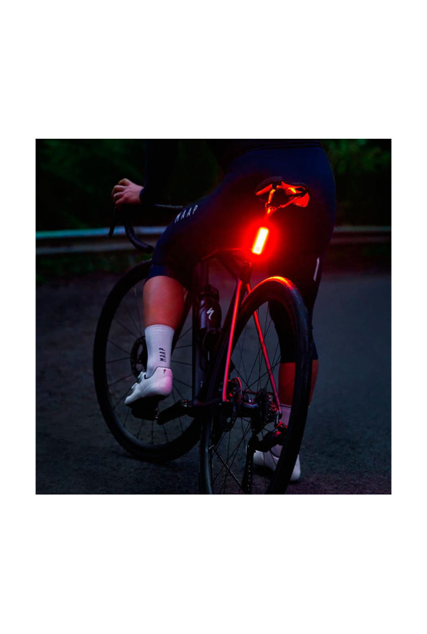 Lampka rowerowa Knog Blinder Road Rear 150