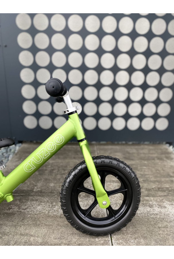 Rowerek biegowy Cruzee 12" zielony (czarne kółka)