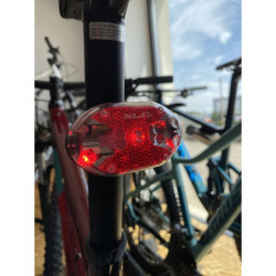Tylna lampka na sztycę XLC THEBE 5X LED na baterie