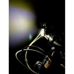 Przednia Lampka XLC LED USB CLE05