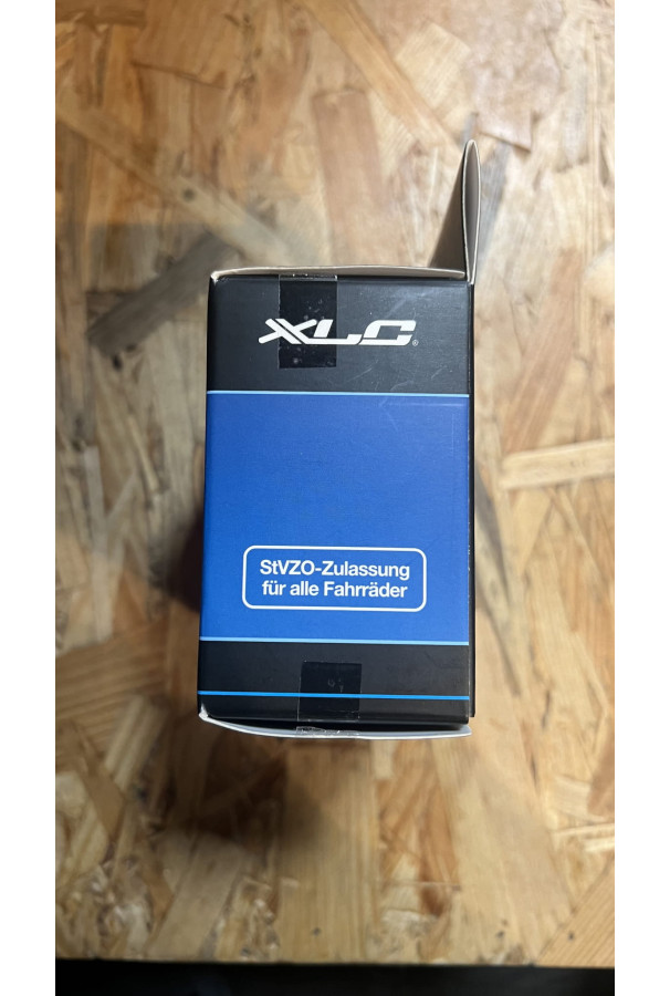 Lampka tylna  na akumulator XLC USB 300 mAh 50/80 mm na bagażnik lub sztycę