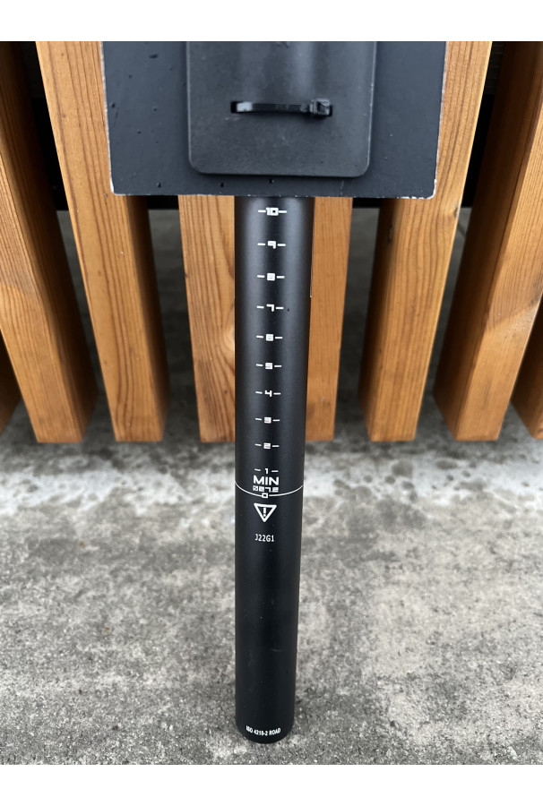 Sztyca podsiodłowa XLC Antishock SP-R05 27,2 x 400 mm