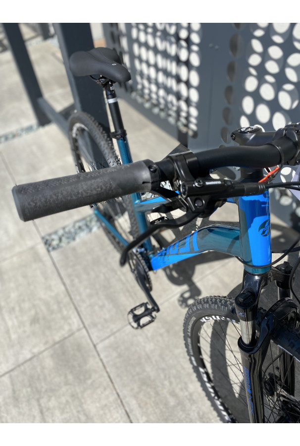 Rower Ghost Square Cross Base AL M 28"