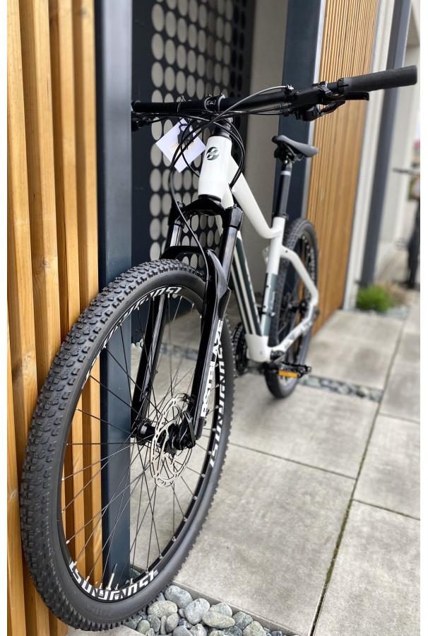 ROWER MTB GHOST LANAO ESSENTIAL W 27.5" M