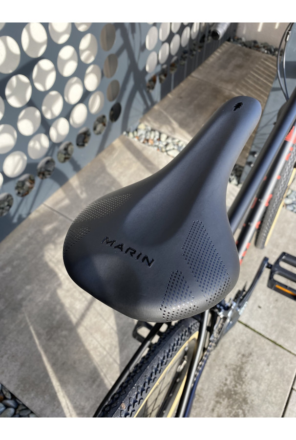 Rower gravel Marin Four Corners Black Red S