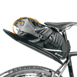 Torba podsiodłowa Explorer EXP 13L + błotnik