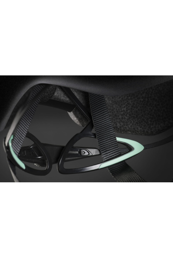 Kask rowerowy MET Manta MIPS Biały L