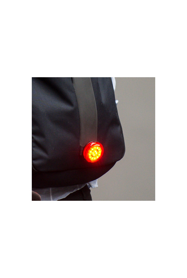 Lampka rowerowa CATEYE Sync Wearable SL-NW100