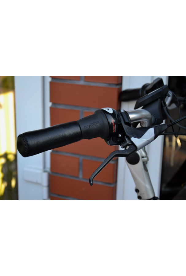 Prawy chwyt Gazelle 88 mm, skóra naturalna czarny