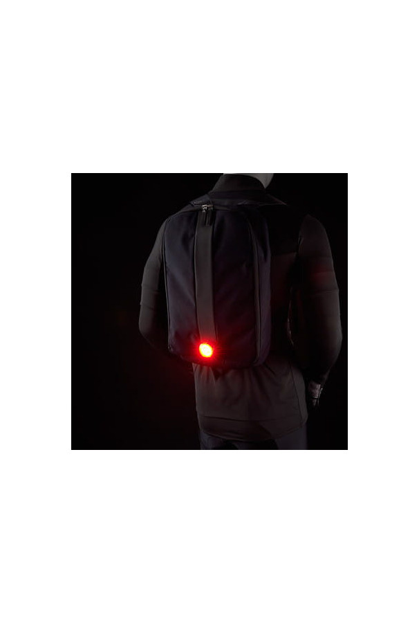 Tylna lampka rowerowa Cateye Wearable X SL-WA100
