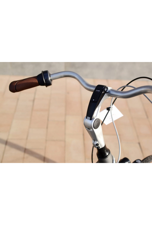 Regulowany wspornik kierownicy Gazelle AHEAD srebrny