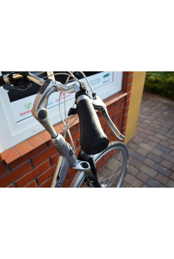 Prawy chwyt Gazelle 132 mm, czarna skóra naturalna