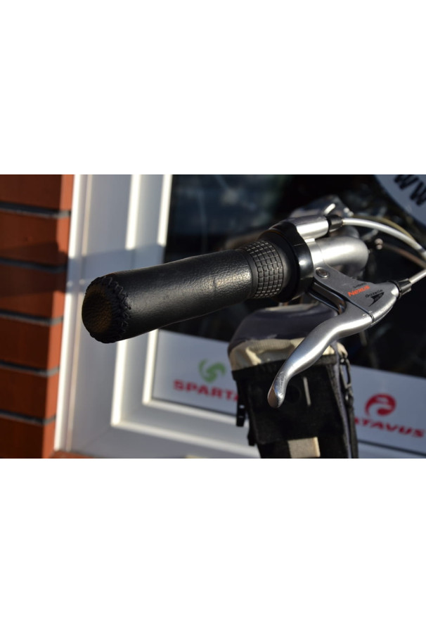 Prawy chwyt Gazelle 132 mm, czarna skóra naturalna