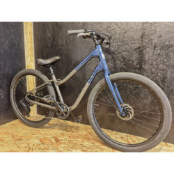 Rower Marin Stinson 2 Grafit/Granat/Złoty 27,5 M